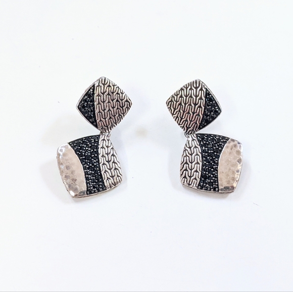 John Hardy Classic Chain Hammered Drop Earrings w. Black Sapphire + Black Spinel - Picture 2 of 5